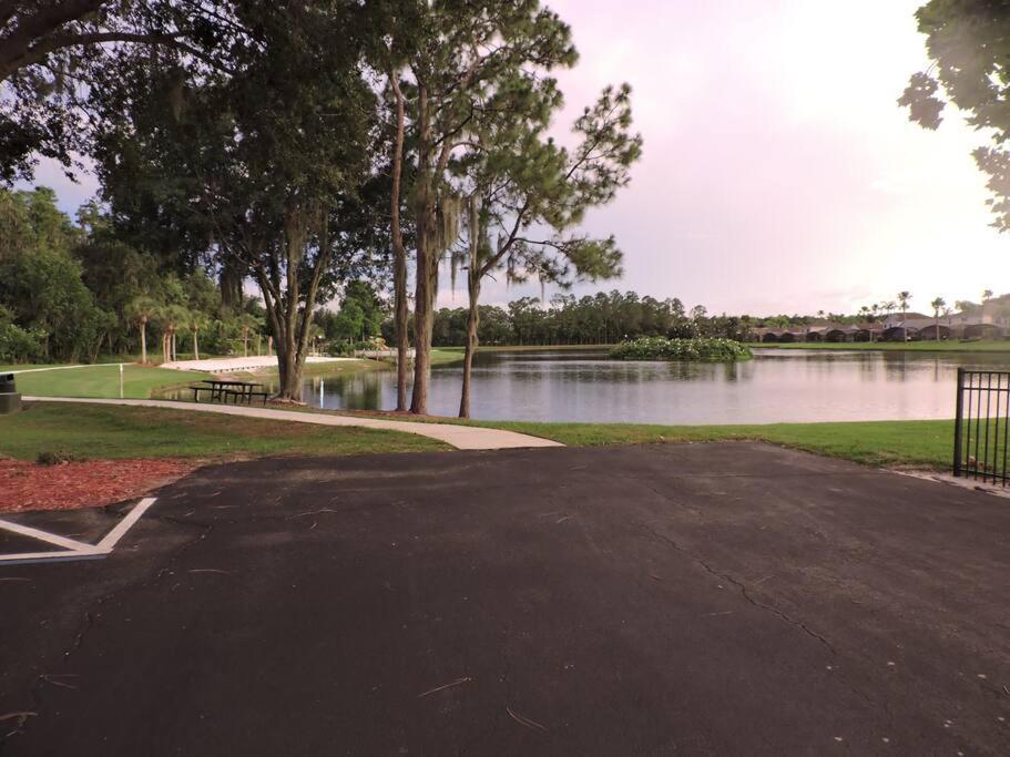 Enchanting Escape 3 Bedroom Minutes From Disney! 키시미 외부 사진